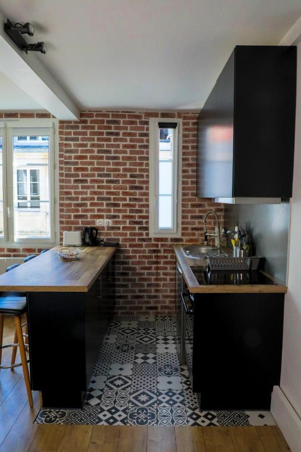 Appart Cosy Entre Vieux Port Et Marche Central La Rochelle  Exteriör bild